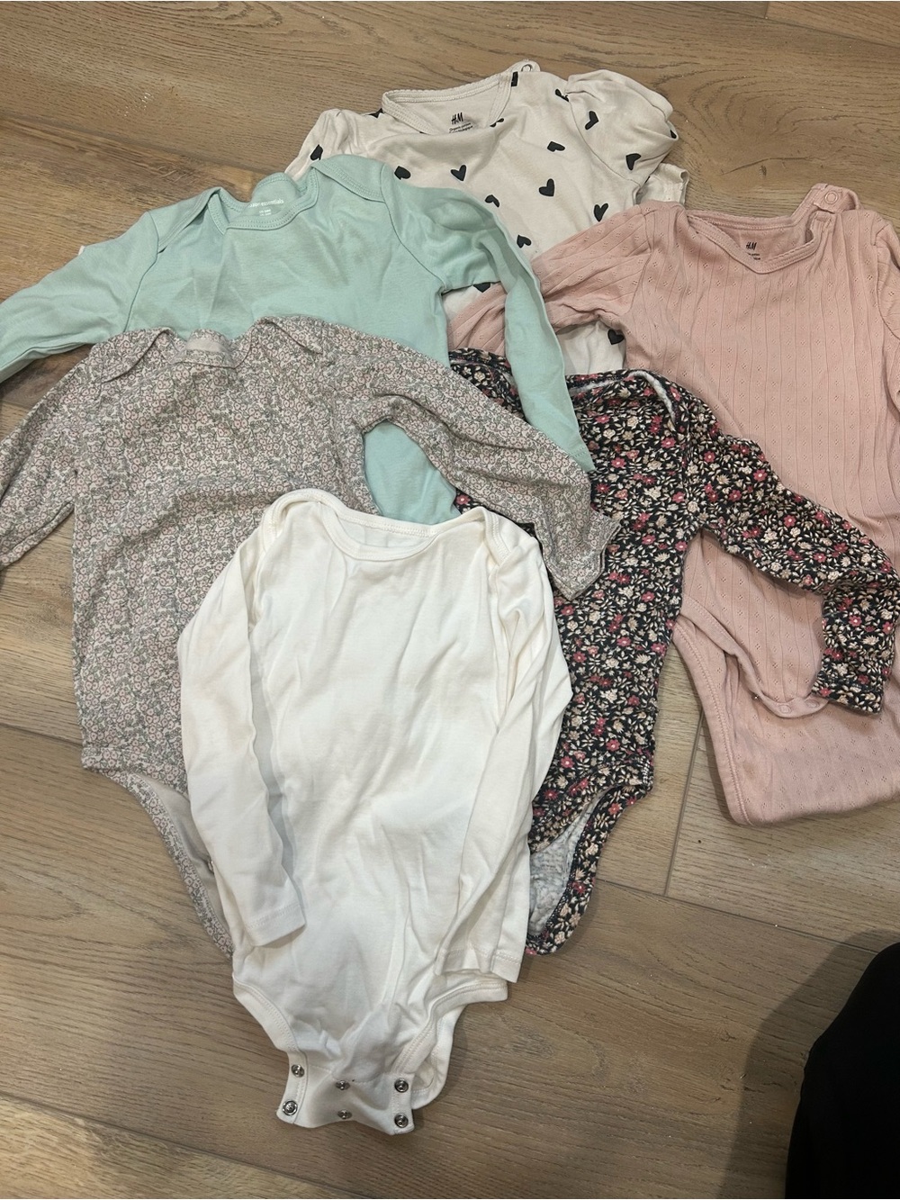24 month long sleeve onesies